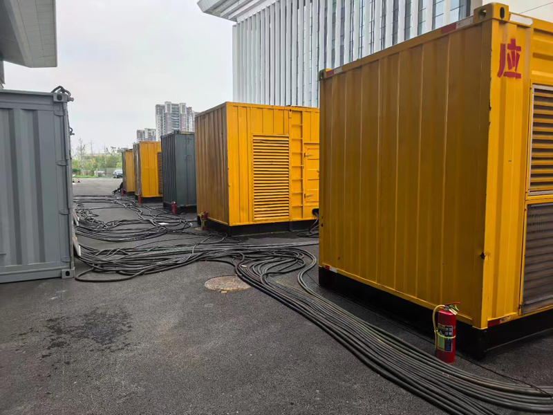 光山不同季节柴油发电机组保养有哪些注意事项？