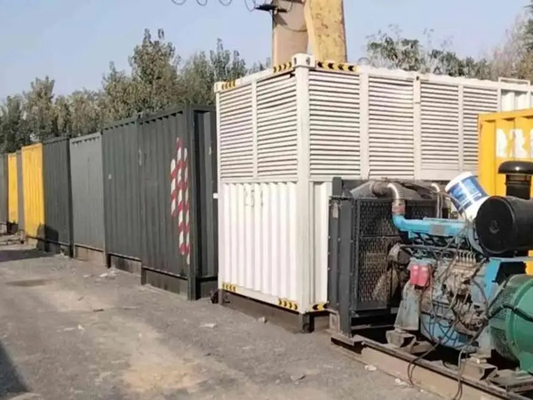 光山200KW柴油发电机机组每小时油耗是多少?