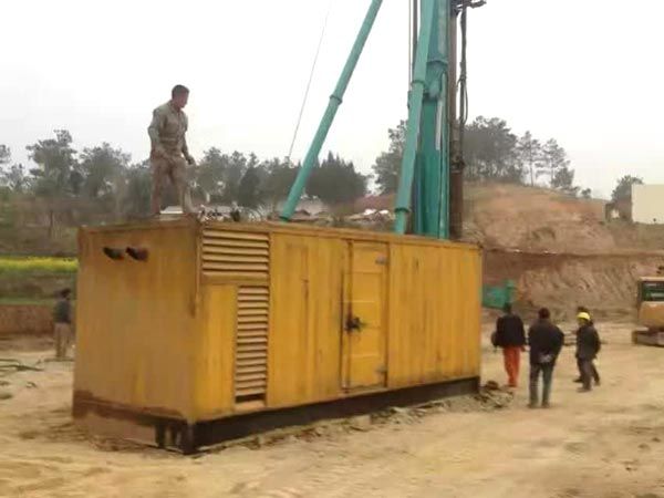 光山如何判断水冷式机油散热器密封件是否需要更换?